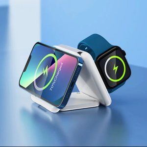 3 in 1 Magnetic Foldable Wireless Charger. Fast Travel Wireless Charging Station